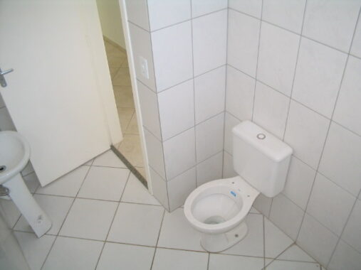 Dionizio T. Chagas, 80 – Edif. Gralha Azul – Apto. 101 008