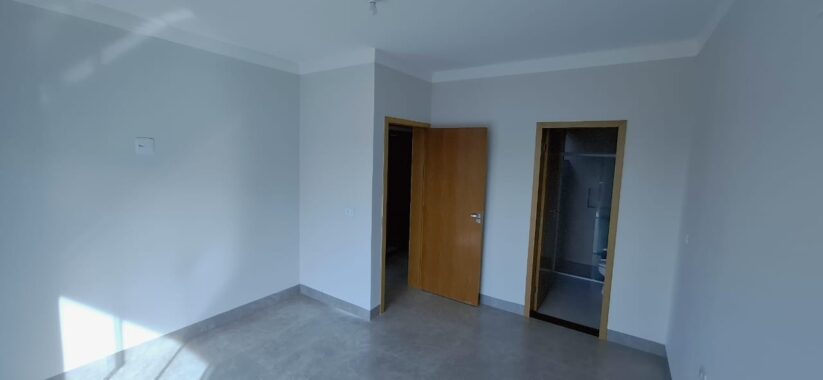 WhatsApp Image 2025-09-04 at 09.16.06