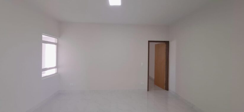 WhatsApp Image 2025-11-27 at 16.23.19 (2)